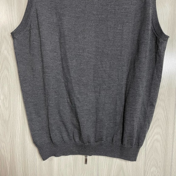 Made in Italy 100% merino wool. Saks Fifth Avenue Black Zip Up Sweater Vest - Picture 13 of 14